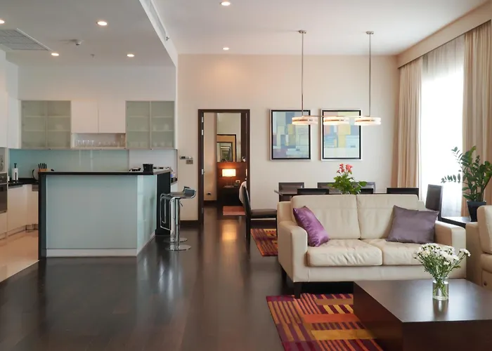 Marriott Executive Sukhumvit Park, Hotel 5*