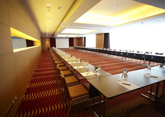 Marriott Executive Sukhumvit Park, 5*