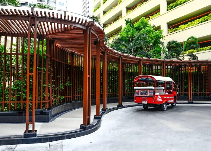 Marriott Executive Sukhumvit Park, 5*