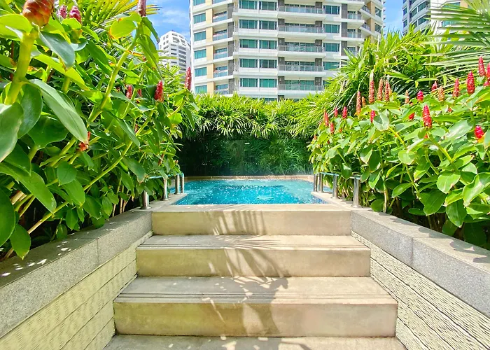 Marriott Executive Sukhumvit Park, 5*
